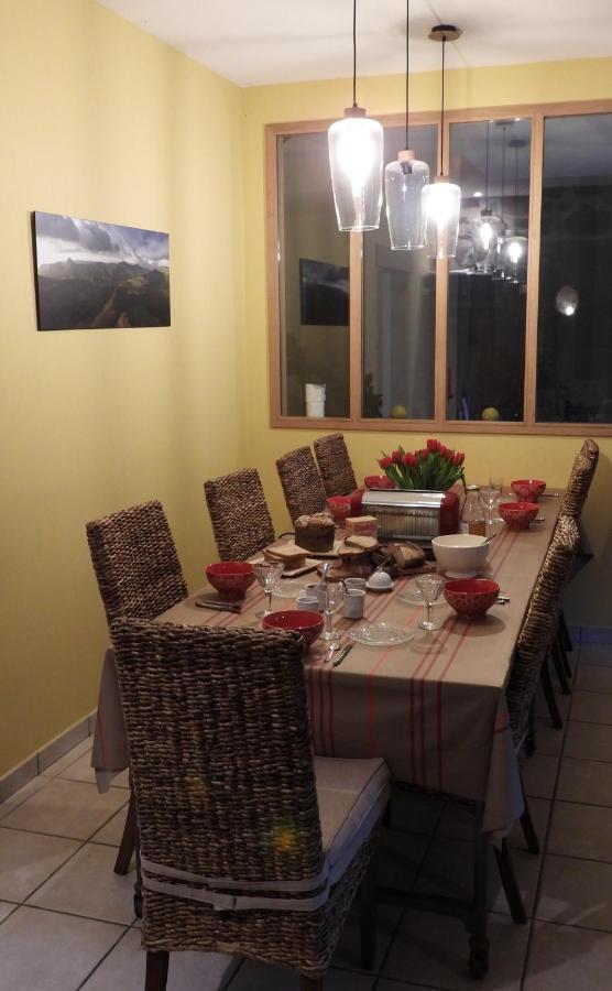 Le Figarelou Acomodação com café da manhã Thiézac Exterior foto